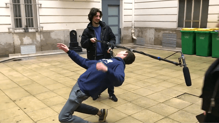 Le perchman et moi en train de filmer un lobby